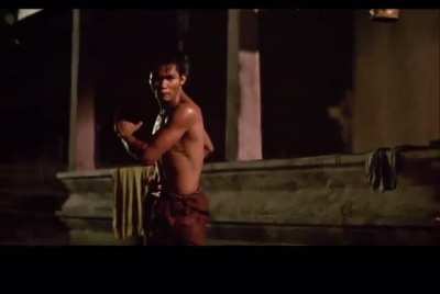 One of my fav scenes from ong bak. Anyone know where I can find set “drills” like this? Kung fu for example really focuses on these and I’d like to find more ancient Muay Thai practices instead of only seeing modern training videos around.