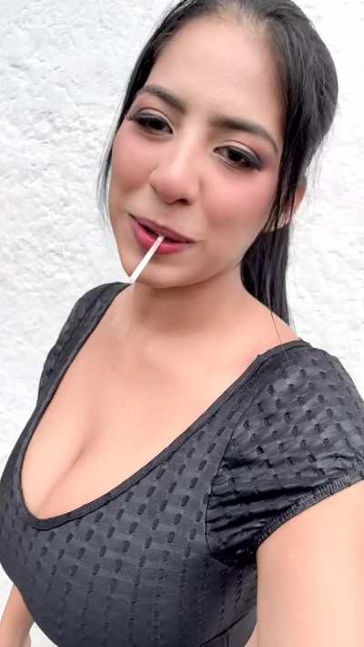 anyone know her name?!?!