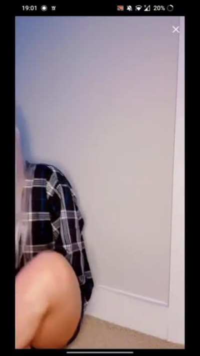 @tyle<wbr>r_hem<wbr>phill pussy slip