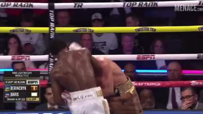Keyshawn’s body shots are insane