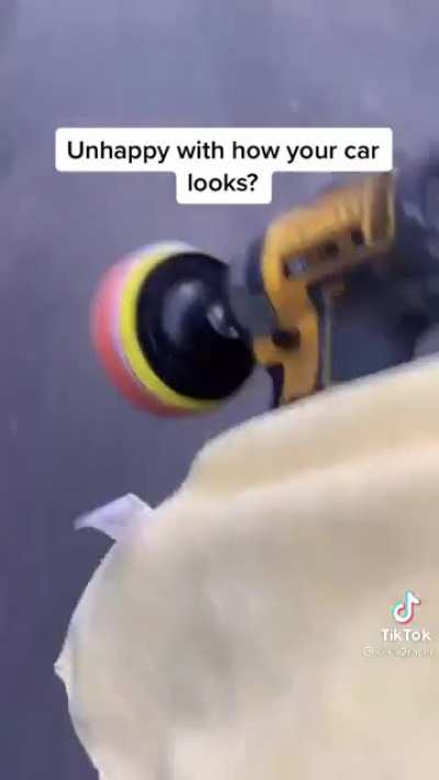 Fixing car paint scratches
