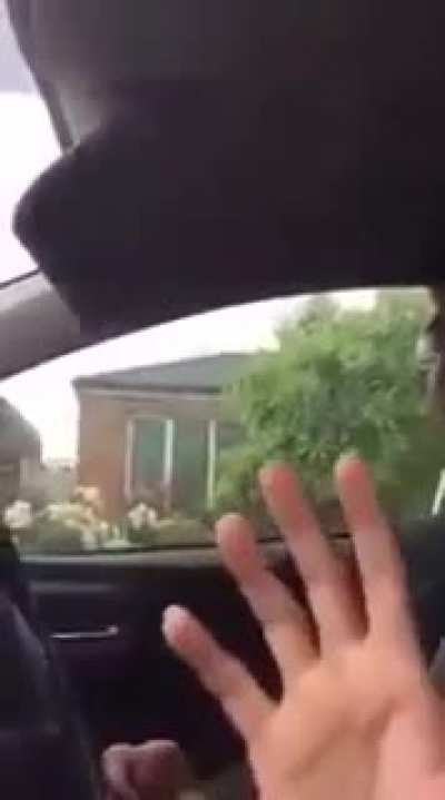 Taxi Driver vandalizes Uber drivers car in heated argument about services