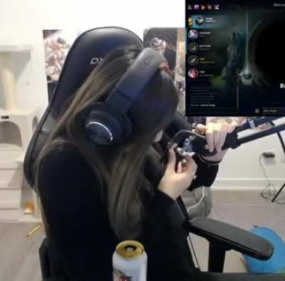Naughty Mic