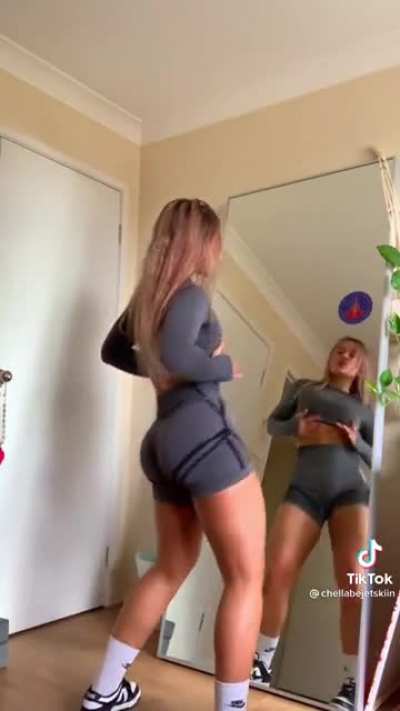 🤤