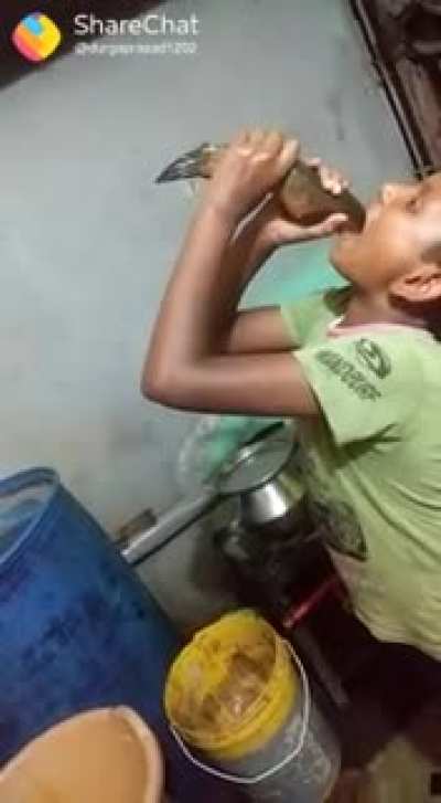Mans swallowing doe