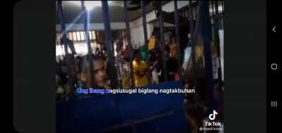 ang music at pagsusulat talaga ang babasag sa rehas para maipahayag ang hinanakit at damdamin nang isang ordinaryong tao.