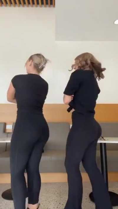 @hollymatthews2003