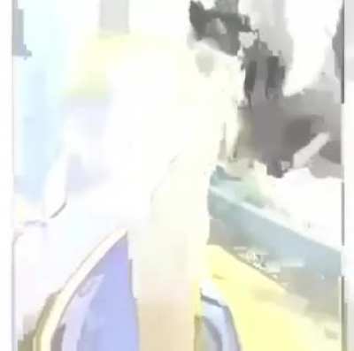 Anyone know how to do this video effect?