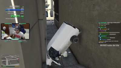 holaa, hice una compilacion de los mejores momentos en gta v, tambien lo subí a yt, mi canal es deathfootage, creo que no tiene copy asi q si bana lo ves lo podes ver en stream.