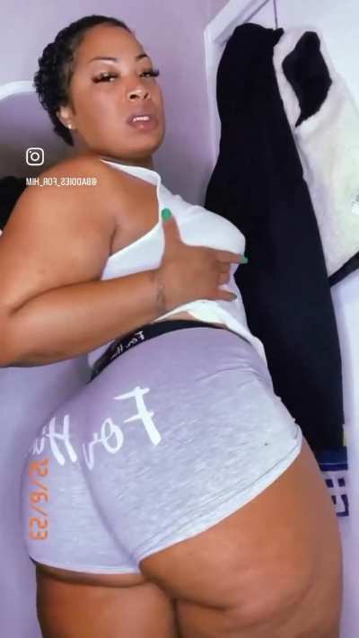Grown Ass Big Booty Auntie