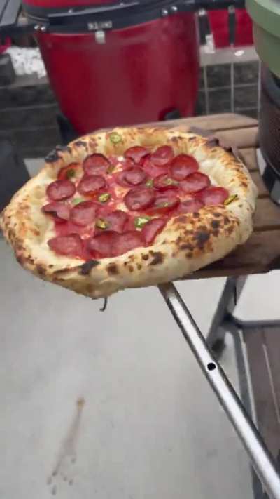 Garlic butter glazed pizzas. Language Warning ⚠️