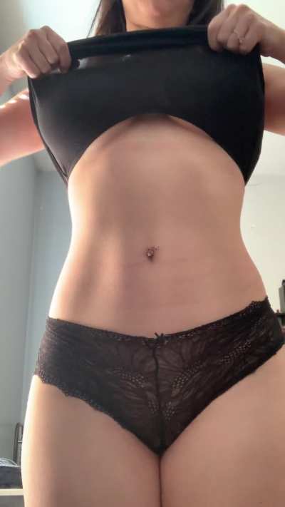 A shirt with a buoy-in bra makes for a great titty drop
