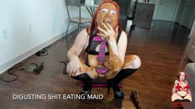 Disgusting Shit Eating Maid 🤎🍑🤛🏻💩<wbr>🤮👅👩🏻‍<wbr>🦰