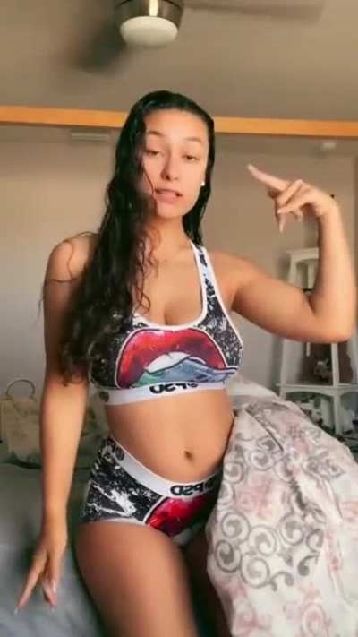 🤤