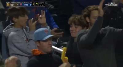 [Highlight] Edwin Diaz enters the game for what may be the final game of this Mets season