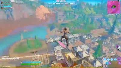Zehlo Is able to dodge the whole lobby's bullets while in the air