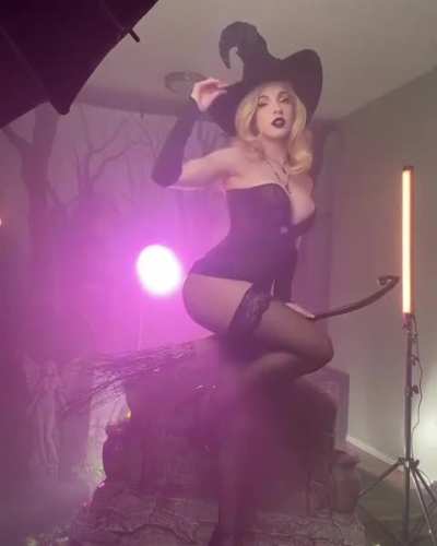 Witch 🧹