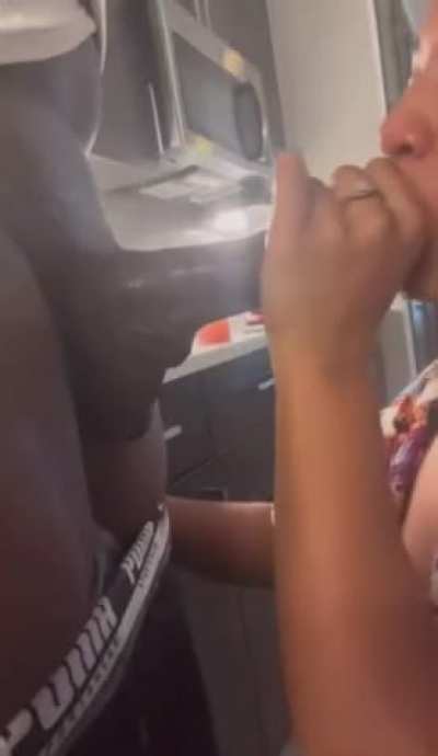 she love giving sloppy top
