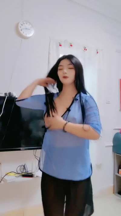 CBJ 七彩/半糖 杨小花 🎵Back To Me 笛子舞 - 20240107