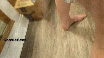 Cassie the Pooh and the Messy Morning [GIF]