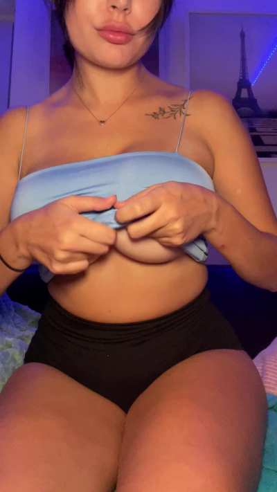 Say hey if you'd suck on my large milkers