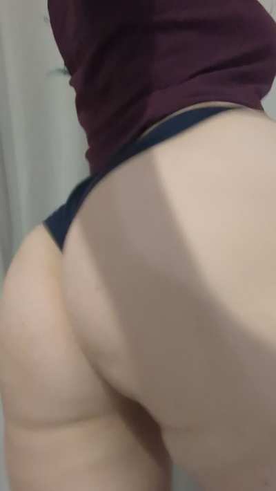 Pop this bubble butt