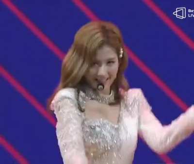 200809 - Stunning Sana