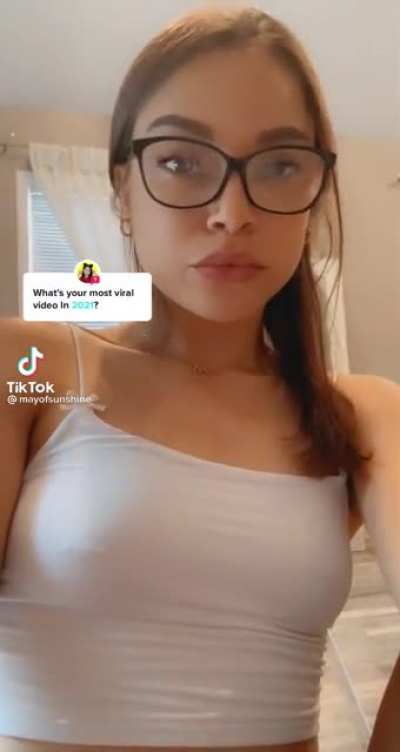Speccy slut 👓