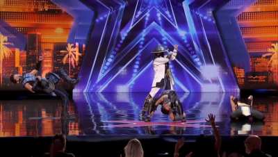 Epic Mortal Kombat's presentation in America's Got Talent