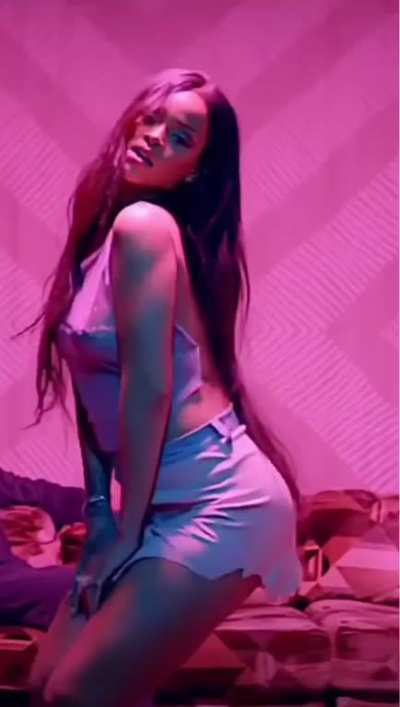 She is so fine