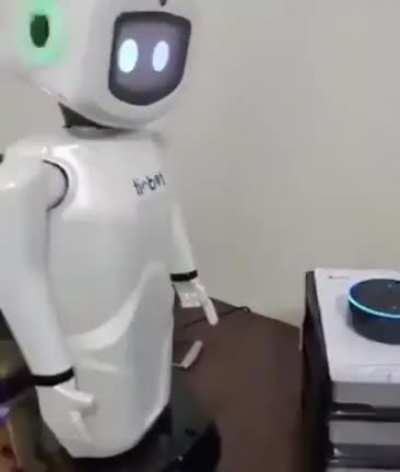 Eu gosto muito desses vídeos de robô