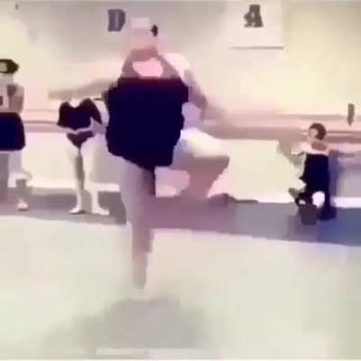😳