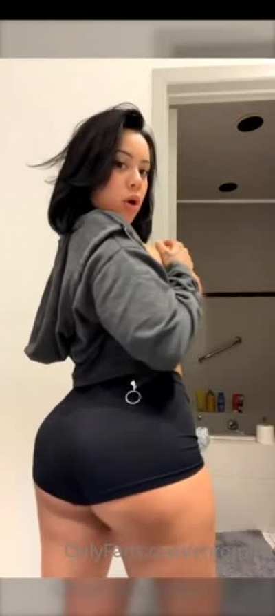 Chromazz Big Tittys