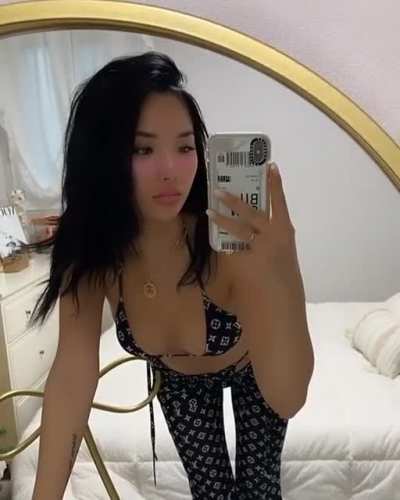 Chailee Son