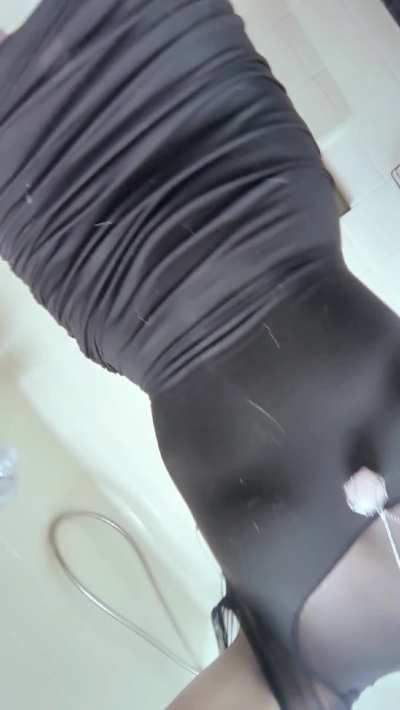 Catgirl shows off her pink pussy...