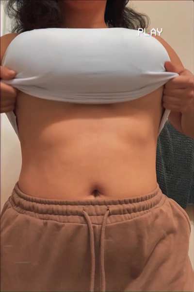 Do you like Big Boobs ? ( Her Free Album In Comment )