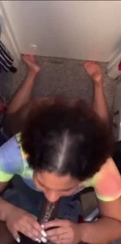 r/Hom<wbr>emade<wbr>Sluts<wbr>3 for sound 🍑