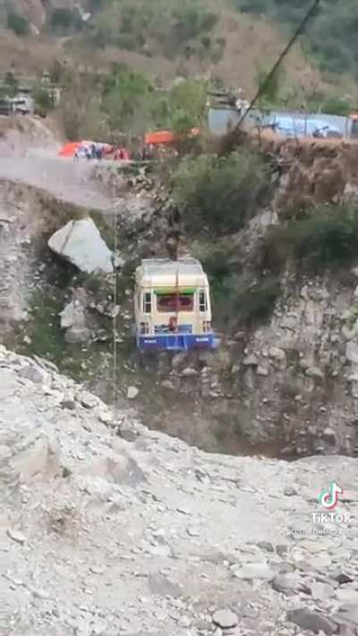 Это вам не шутки, а Непальские маршрутки