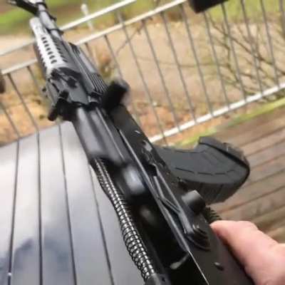 AK.