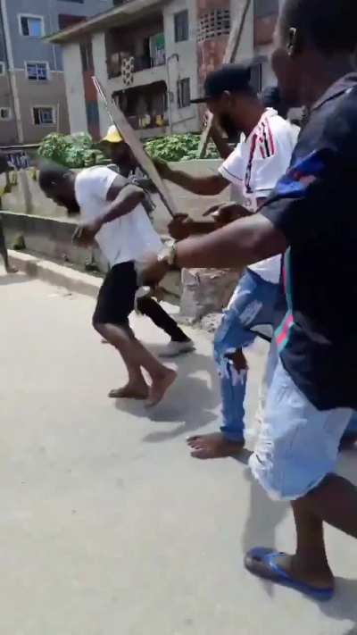 Gay Man is assaulted in Nigeria after being outed