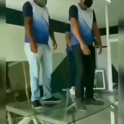 Quebrei cara kkkkk