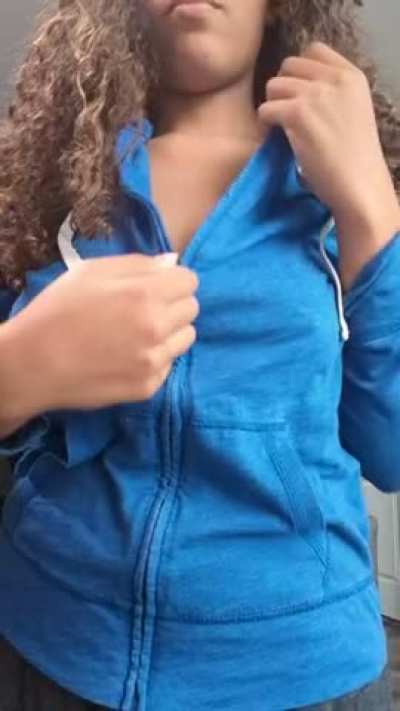 Momma has some titties for you to suck