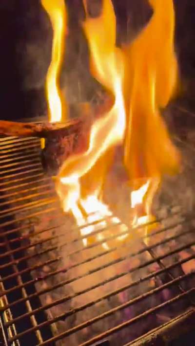 Reverse sear Tomahawk