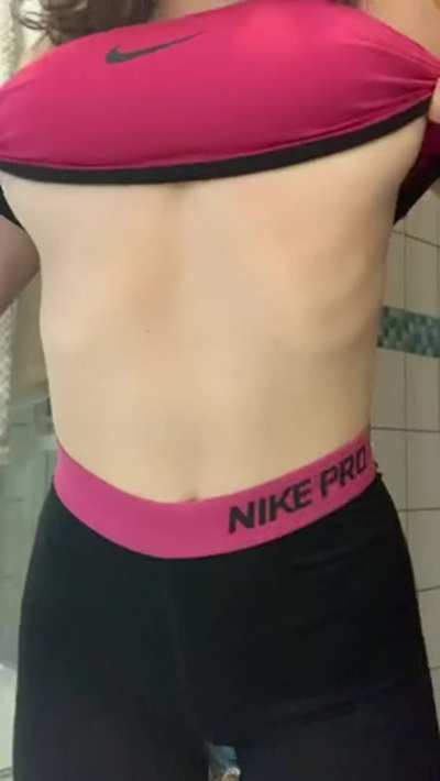 Nike Kinky Reveal 👅💦