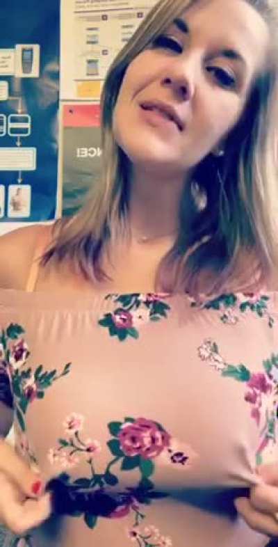 Your office angel has arrived
