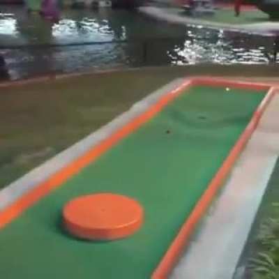 mini golf
