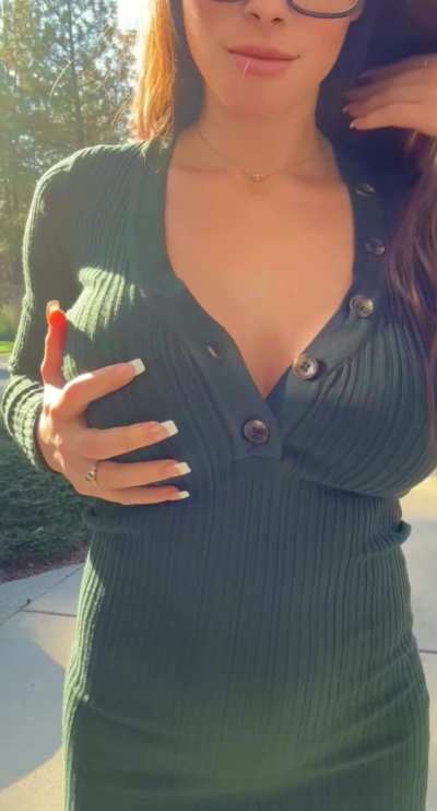 Busty girls with glasses are so hot [Reveal]