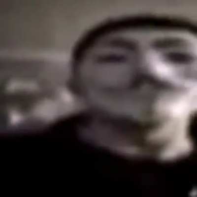 7902
