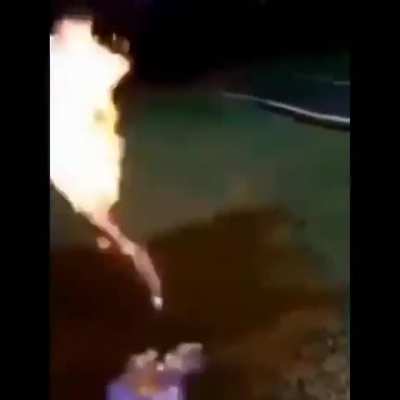 evet ateş adam ateş gösterisi yapıcak