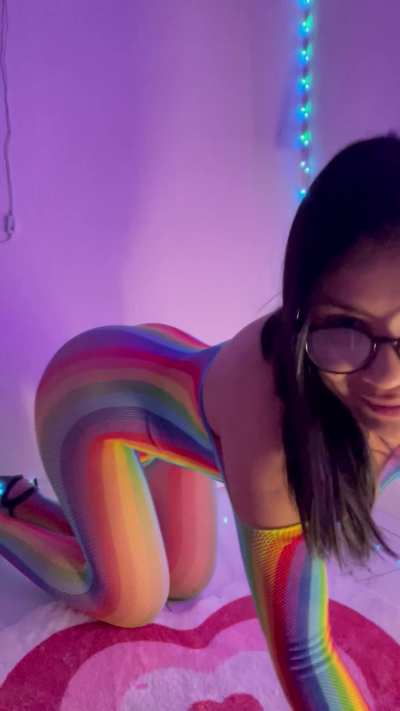 Come put me on all fours